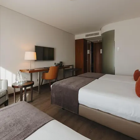 Timbre Heroismo 4* Porto