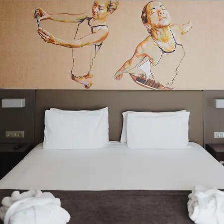 Timbre Heroismo 4* Oporto