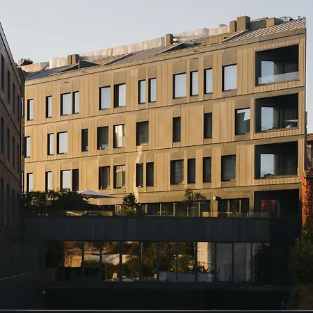 Timbre Heroismo Hotel Oporto