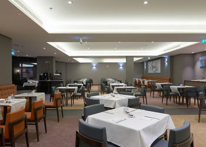 Eurostars Heroismo Hotel