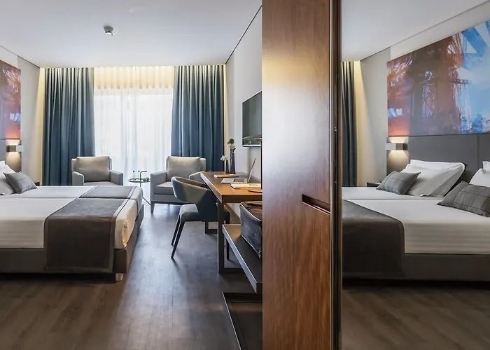 Timbre Heroismo 4* Porto